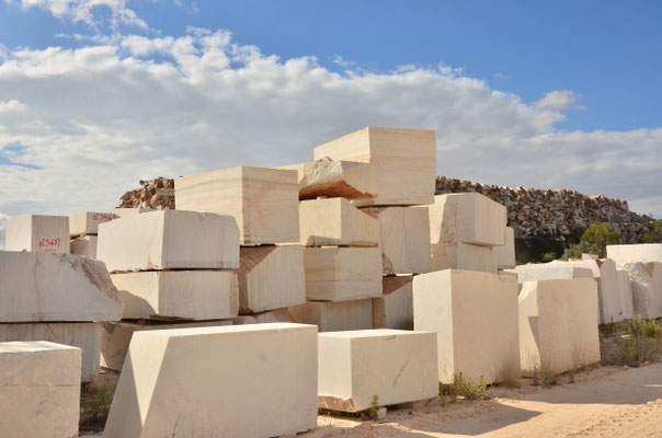 Blocs de marbre (carrière d'Estremoz, Portugal)