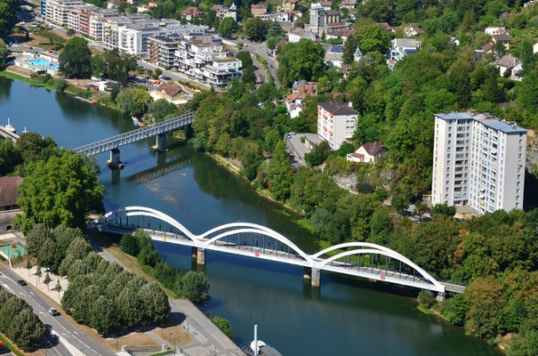 Ponts sur le Doubs (Besançon, France)