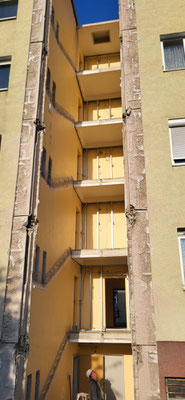 Treppenhaus nach Entfernung der Treppen und Rückwand