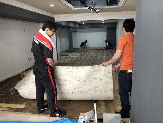 定休日にスタッフ総出