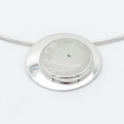 collier-cabochon-quartz-solaire-argent-artisan-bijout-contemporain-bijoutier-joaillier-createurs-auvergne-rhone-alpes