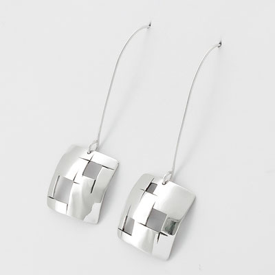 boucles-oreilles-contemporaines-argent-fenêtre-sur-cour-artisan-bijoutier-createur-auvergne-rhone-alpes