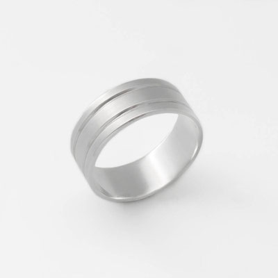 bague-epuree-gravure-double-sillon-argent-femme-creation-contemporaine-bijoutier-joaillier-auvergne-rhone-alpes