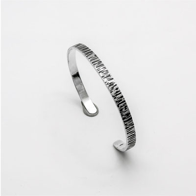 bracelet-jonc-contemporain-fin-argent-homme-femme-martele-noir-blanc-bijoutier-joailler-auvergne