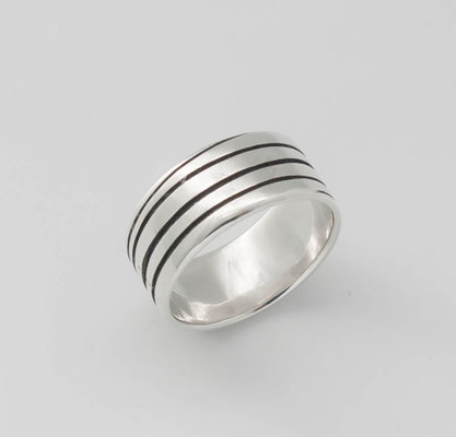bague-contemporaine-heliks-homme-femme-argent-gravure-bijoutier-joaillier-createurs-auvergne