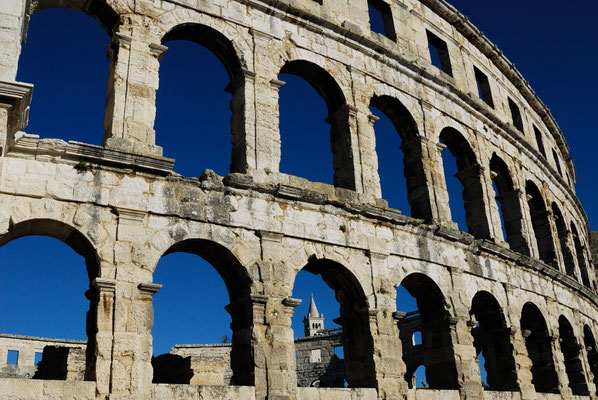 10 - Römisches Amphitheater in Pula Kroatien - Istrien.