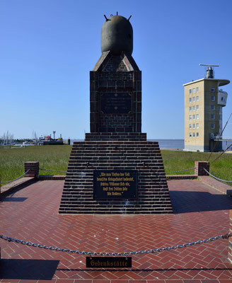 6 - Cuxhaven - das Denkmal für die Minenräumer