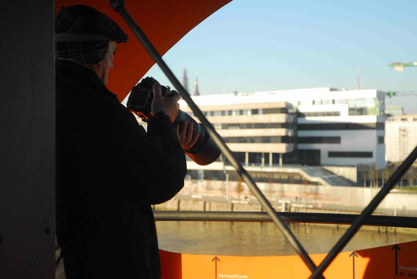 14- Hamburg, ViewPoint, View Point, Hafencity, City, Hafen, Olympiagelände, ausblick, Plattform, Aussichtsturm, orange, Fotograf