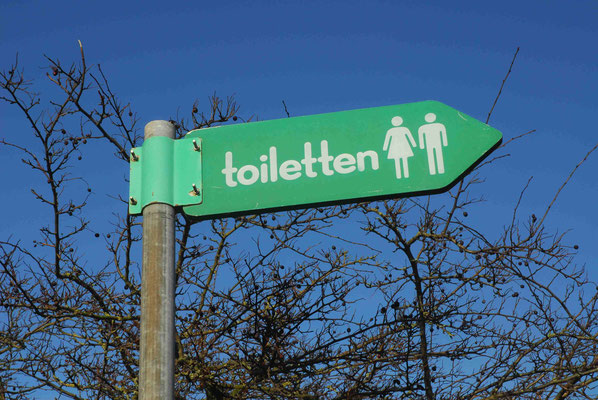 115- Schild, Hinweisschild, Toiletten