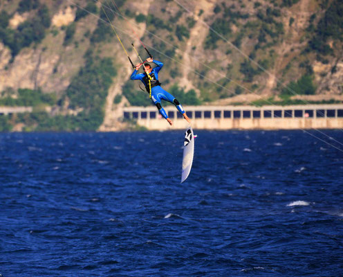 Gardasee mit Kitesurfern