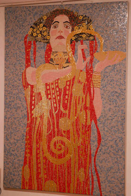 63- Mosaik aus Briare, Frau im Jugendstil