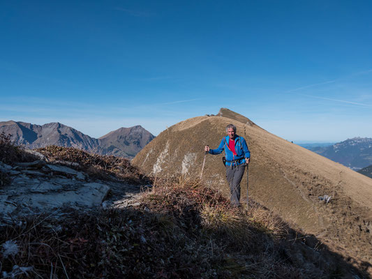Meist verläuft der Weg in der Flanke auf der Seite des Kiental