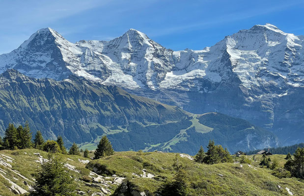 Lobhornhütte mit berühmtem Ausblick auf Eiger, Mönch und Jungfrau