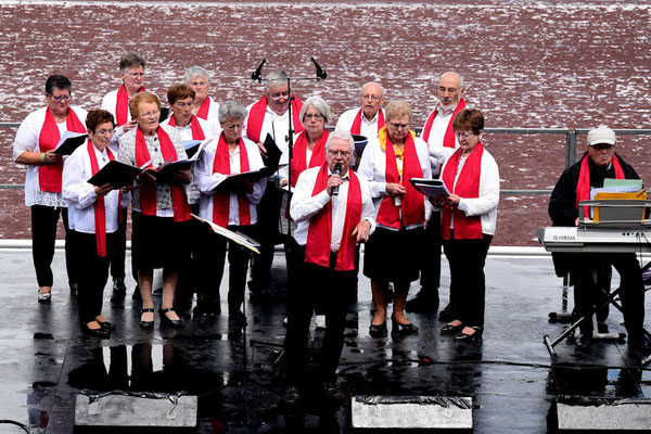 Chants avec Les Hermines Joyeuses de Rannée
