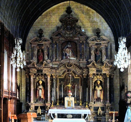 Le retable réalisé en 1637 par Pierre Corbineau est inscrit au répertoire des monuments historiques