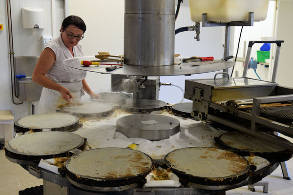 La fabrication traditionnelle des crêpes 
