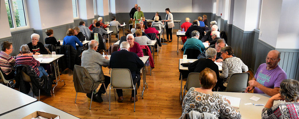 Treize équipes réunies dans la salle des associations