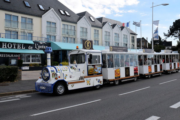 Découverte de la ville avec le petit train et déjeuner à l'Hôtel de l'Océan 