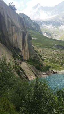 Um den See ists eine kleine Völkerwanderung..