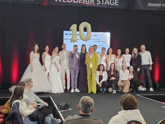 Tolle Modenschau mit Brautkleider aus der Kollektion 2025