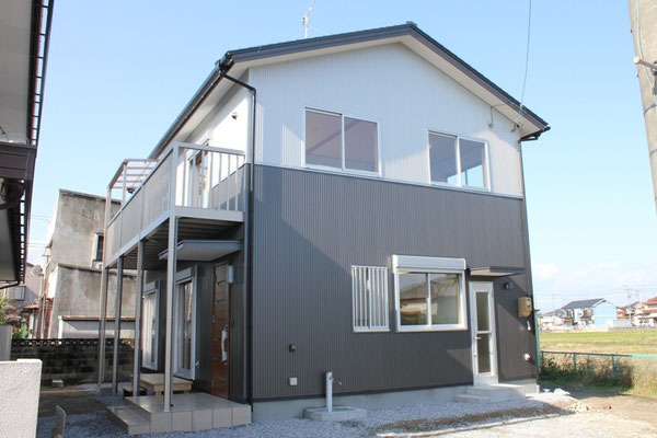 岐阜のデザイナーズ住宅　左官アート