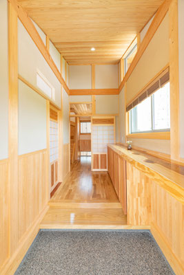 木と漆喰でつくる家,岐阜県山県市,野々村建設,デザイン住宅,新築,自然素材の家,芯壁つくり