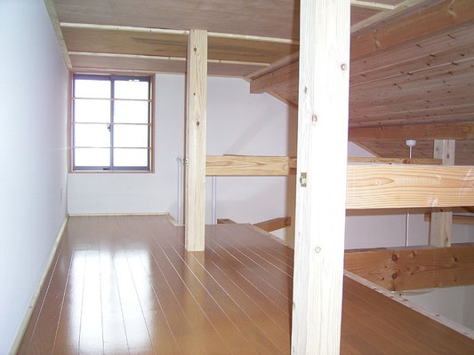 岐阜のデザイナーズ住宅　左官アート