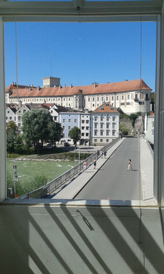 Ausblick vom Massage Raum ins Zentrum Steyr