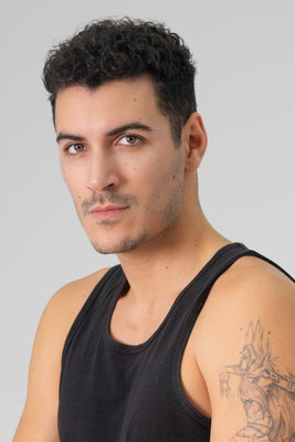 Fotografía de test para agencias de modelos en Alicante por Miguel Zare