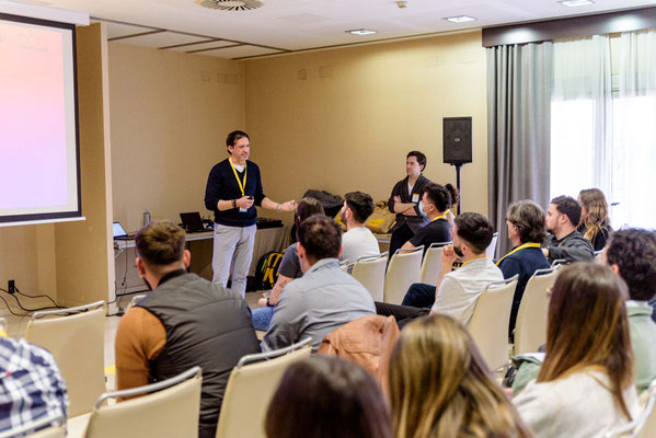 Fotografía de Eventos Corporativos en Alicante, Miguel Zare