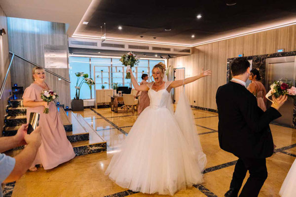 Fotógrafo de bodas en Alicante Hotel Meliá - Preparativos de Katherine por Miguel Zare