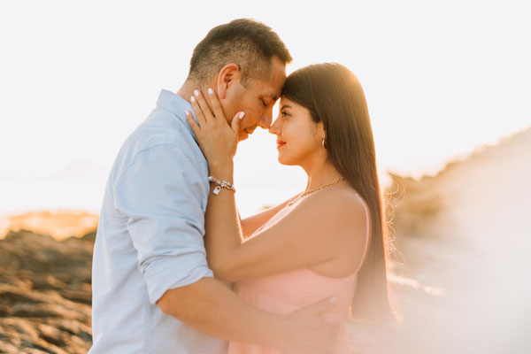 sesión de fotos de parejas hechas por Miguel Zare, fotografo en Alicante 