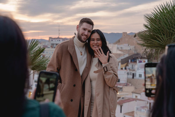 Sesión de fotos de pedida de mano | fotografo en Alicante 