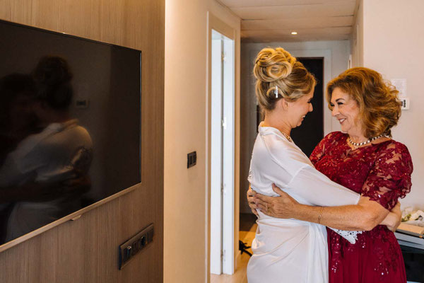 Fotógrafo de bodas en Alicante Hotel Meliá - Preparativos de Katherine por Miguel Zare
