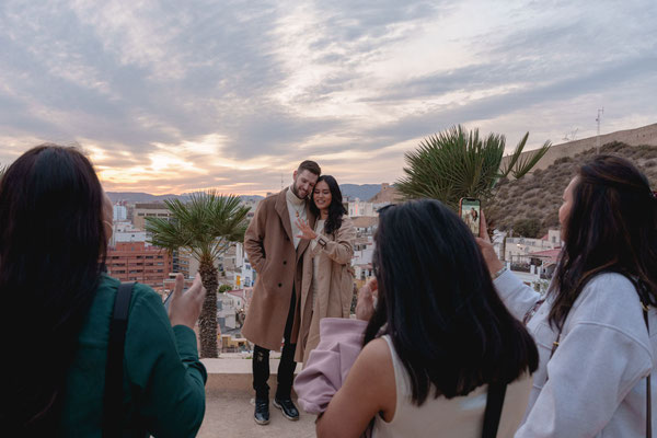 Sesión de fotos de pedida de mano | fotografo en Alicante 