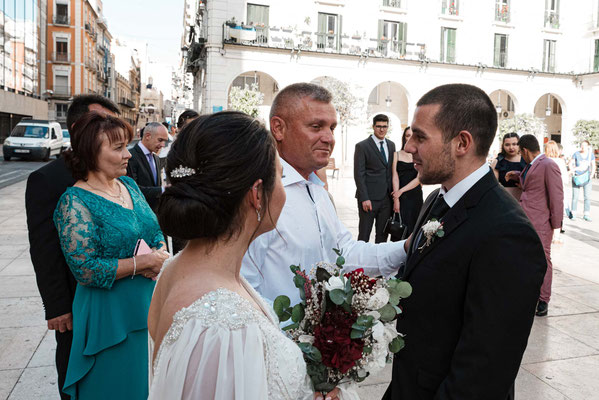 Fotografía de bodas en el ayuntamiento de Alicante