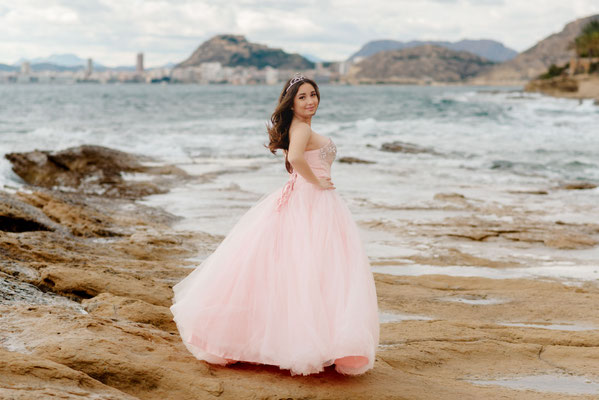 Fotografía de 15 años en exteriores en la ciudad de Alicante
