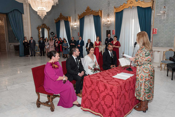 Fotografía de bodas en el ayuntamiento de Alicante