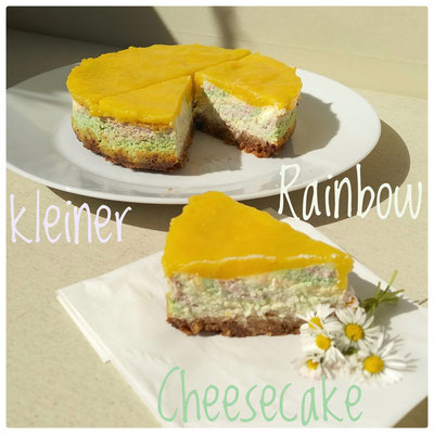kleiner Rainbow Cheesecake (Käsekuchen mit Keksboden)