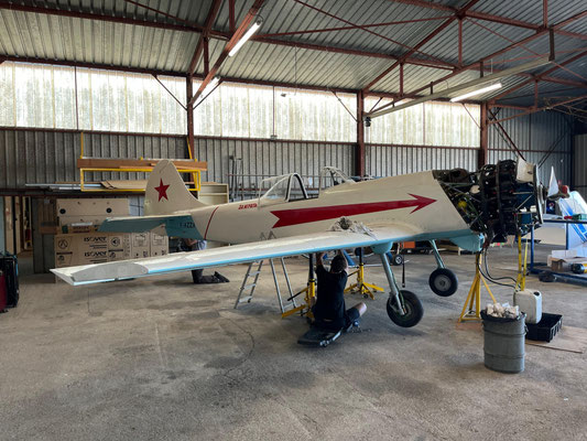 Maintenance et dépannage d'avions
