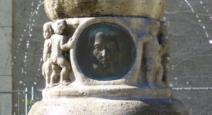 Detail Benecke-Brunnen, Foto Beatrix van Ooyen