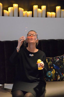Dagmar Reinhardt, Wortkünstlerin und Autorin des Lotte-Verlages, Foto von Corinna Weigelt