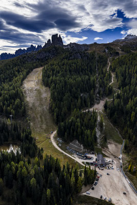 Skilift in den Dolomiten