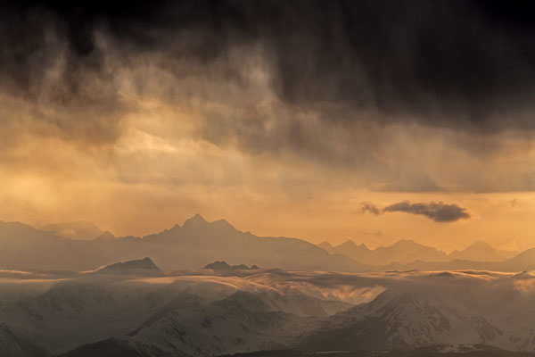 Gewitterwolken über Bergen, Seiser Alm, Südtirol, Dolomiten, Italien