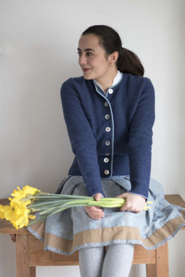 Strickjacke Firma Astrifa