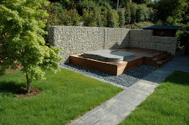 Whirlpool, Holzdeck, Steinkörbe, Eberhard_Gartenbau_AG, 8302 Kloten