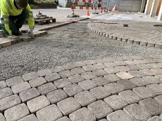  Eberhard Gartenbau AG Kloten, Verlegearbeiten, Beton Verbundsteine
