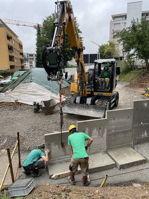 Eberhard Gartenbau AG Kloten, Winkelelemente versetzen, 