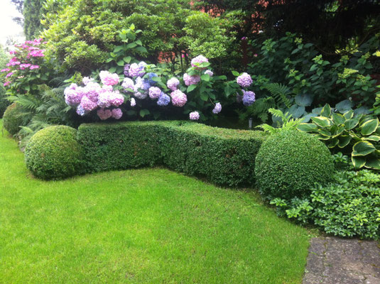 Eberhard_Gartenbau_AG, 8302 Kloten
