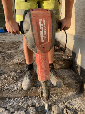  Eberhard Gartenbau AG Kloten, Abbrucharbeiten